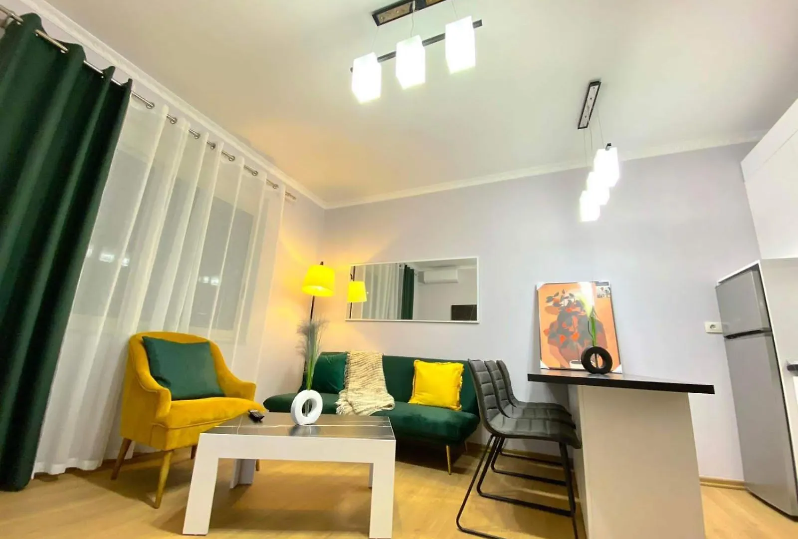 Signature Apartment 11 Tirana